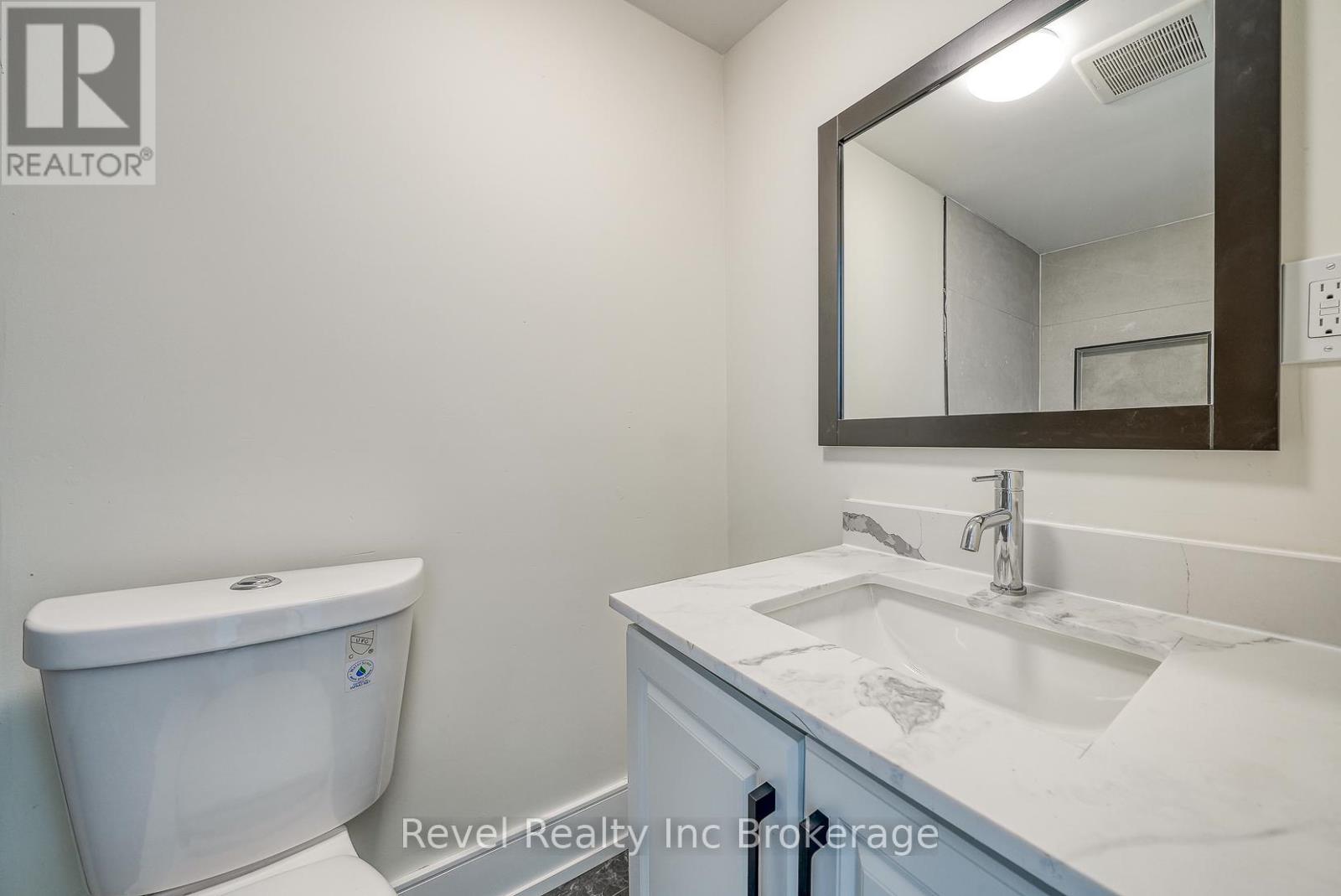 241 Charles Street W, Ingersoll (Ingersoll - South), Ontario  N5C 2M5 - Photo 15 - X12789150