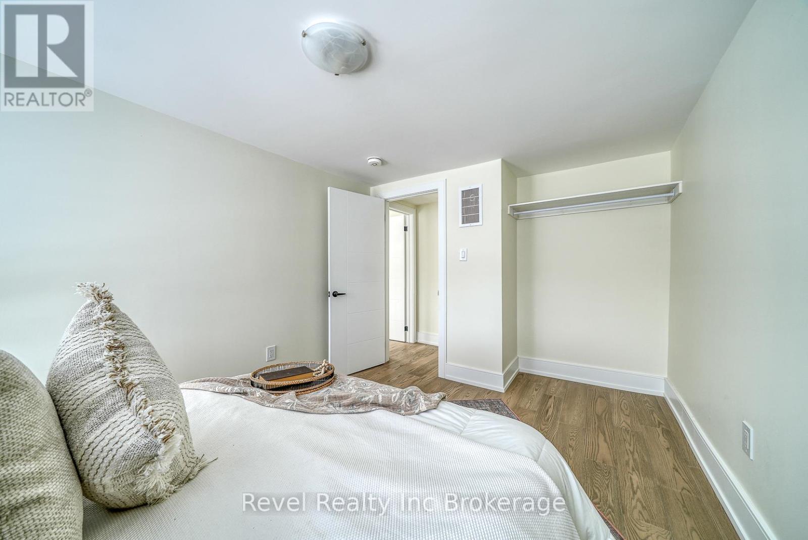 241 Charles Street W, Ingersoll (Ingersoll - South), Ontario  N5C 2M5 - Photo 17 - X12789150