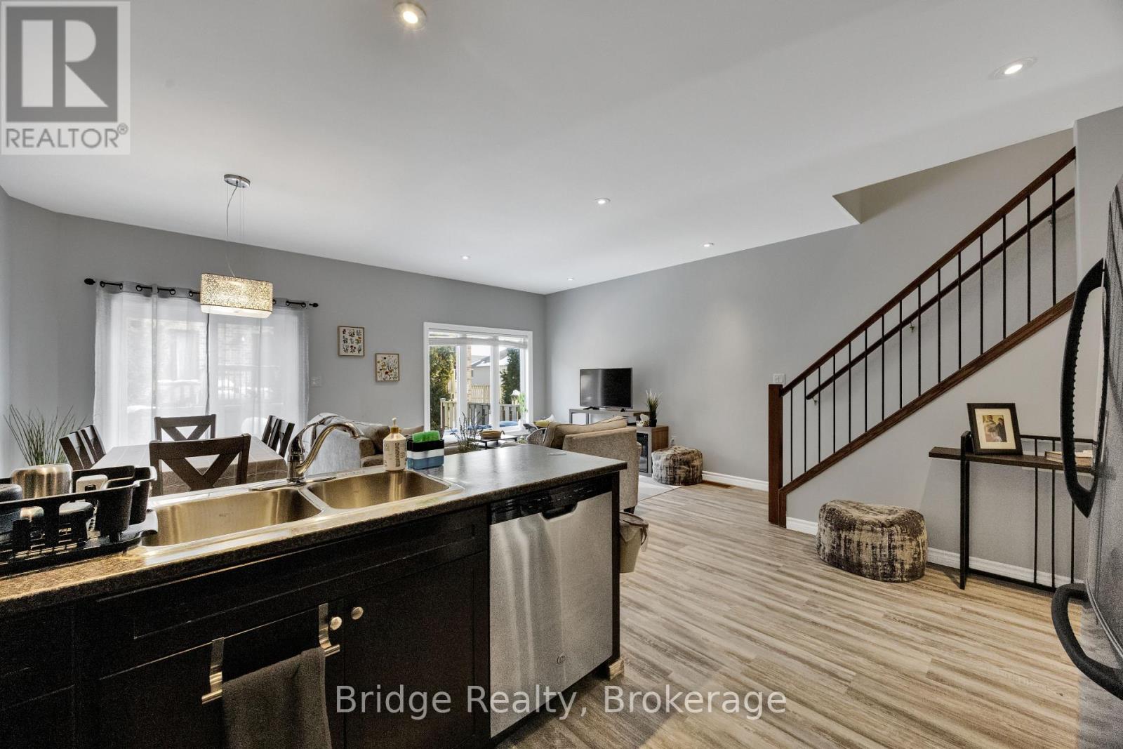 10 - 1016 Oakcrossing Gate, London North (North M), Ontario  N6G 0H1 - Photo 16 - X12791038