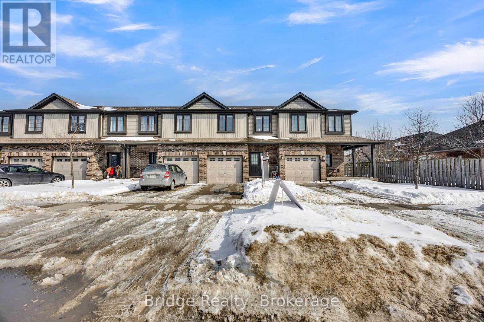 10 - 1016 Oakcrossing Gate, London North (North M), Ontario  N6G 0H1 - Photo 2 - X12791038