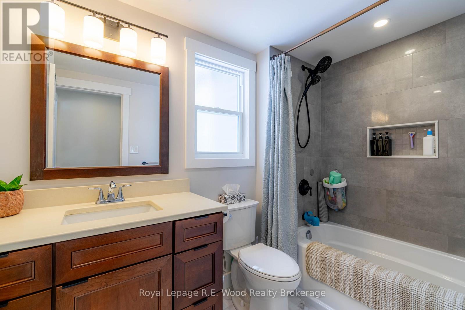 34 Stover Street S, Norwich (Norwich Town), Ontario  N0J 1P0 - Photo 16 - X12791162