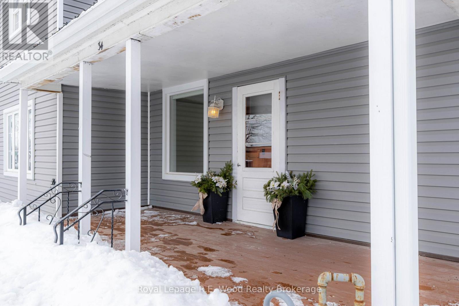 34 Stover Street S, Norwich (Norwich Town), Ontario  N0J 1P0 - Photo 2 - X12791162