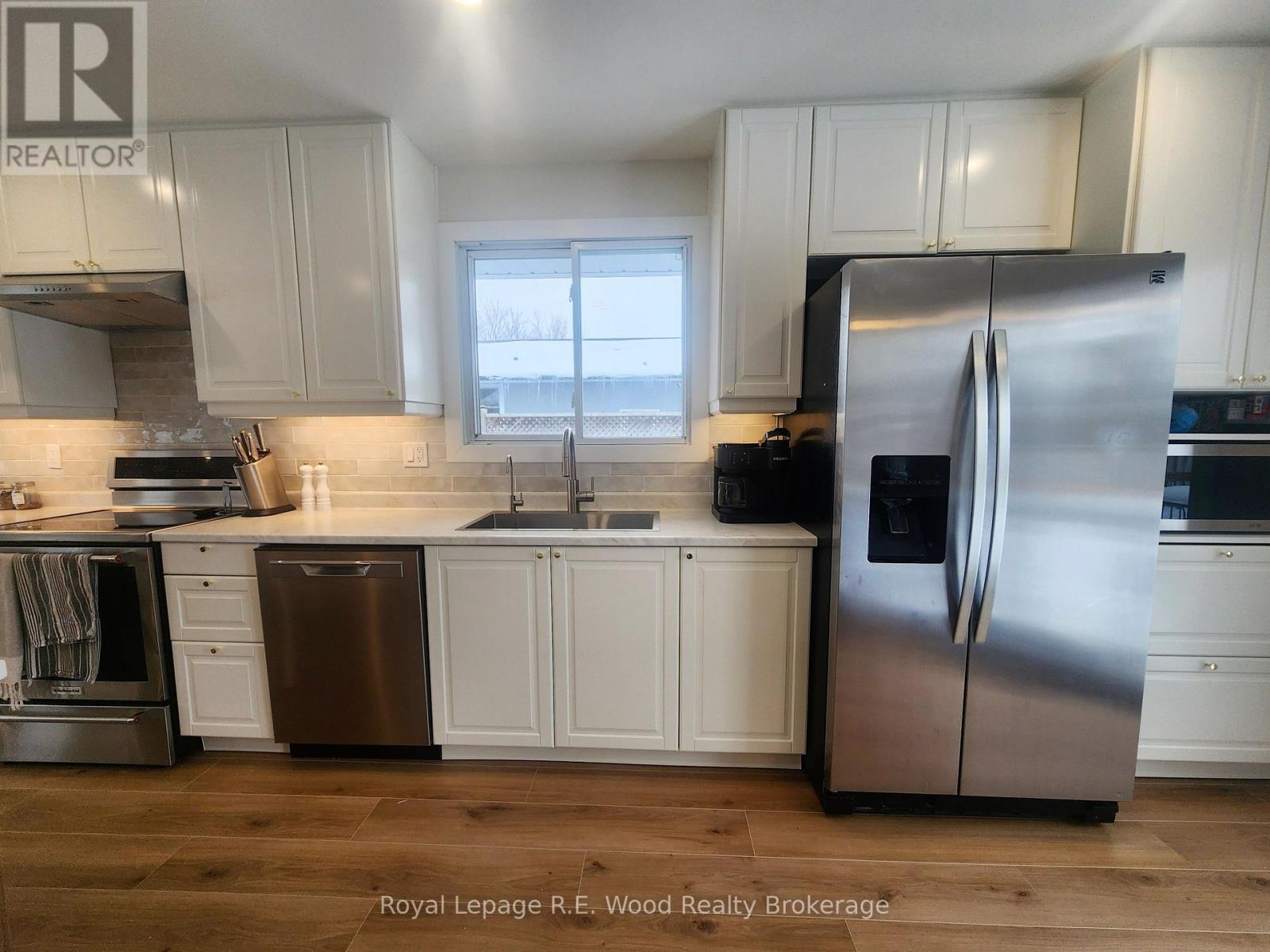 6 Centennial Avenue, Tillsonburg, Ontario  N4G 4R6 - Photo 6 - X12791338