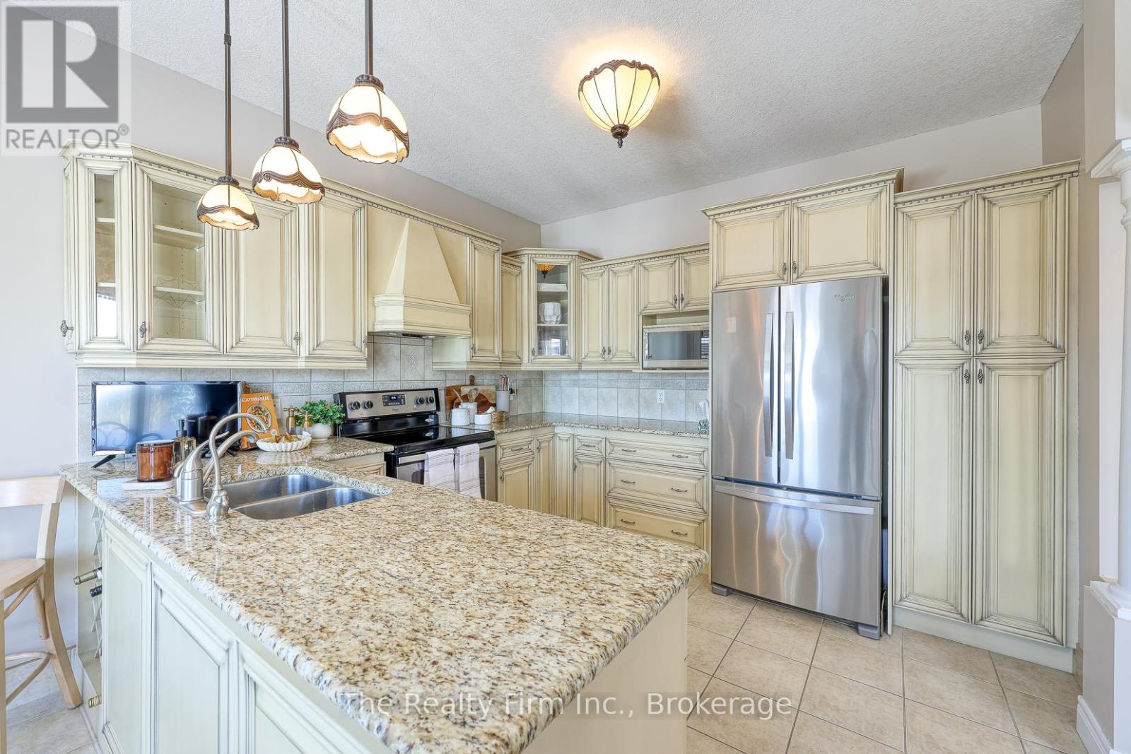 779 Garden Court Crescent, Woodstock (Woodstock - North), Ontario  N4T 0A3 - Photo 10 - X12791458