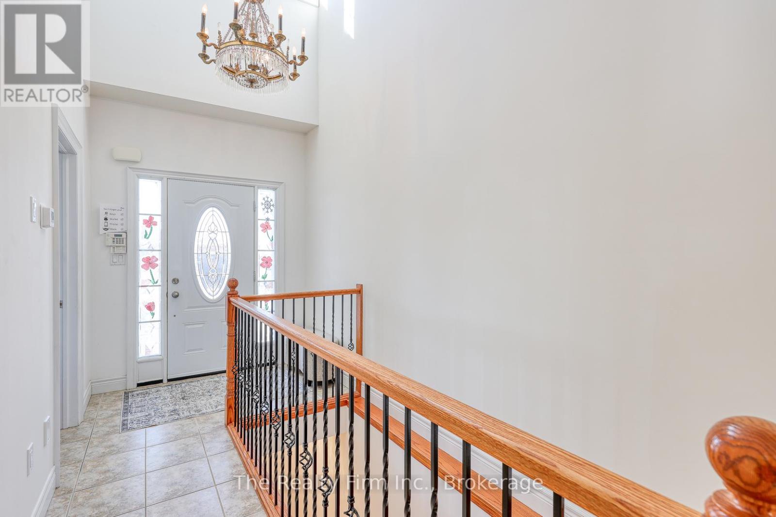 779 Garden Court Crescent, Woodstock (Woodstock - North), Ontario  N4T 0A3 - Photo 3 - X12791458