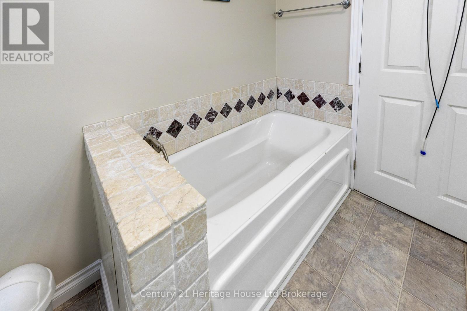 10915 Culloden Road, Bayham, Ontario  N5H 2R3 - Photo 27 - X12792412