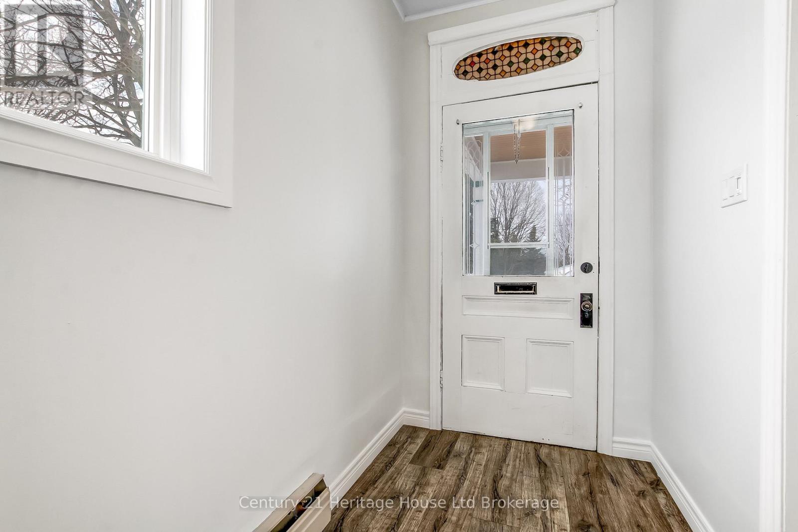 152 Charles Street E, Ingersoll (Ingersoll - South), Ontario  N5C 1K2 - Photo 15 - X12792510