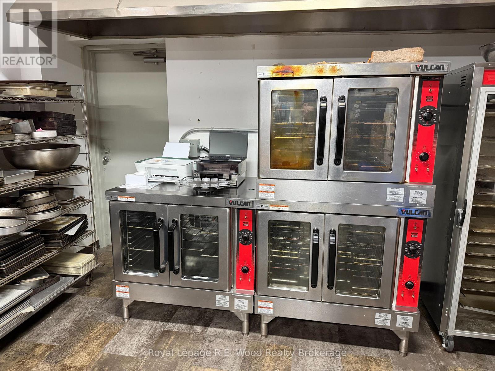 132 Broadway, Tillsonburg, Ontario  N4G 3P8 - Photo 7 - X12792690