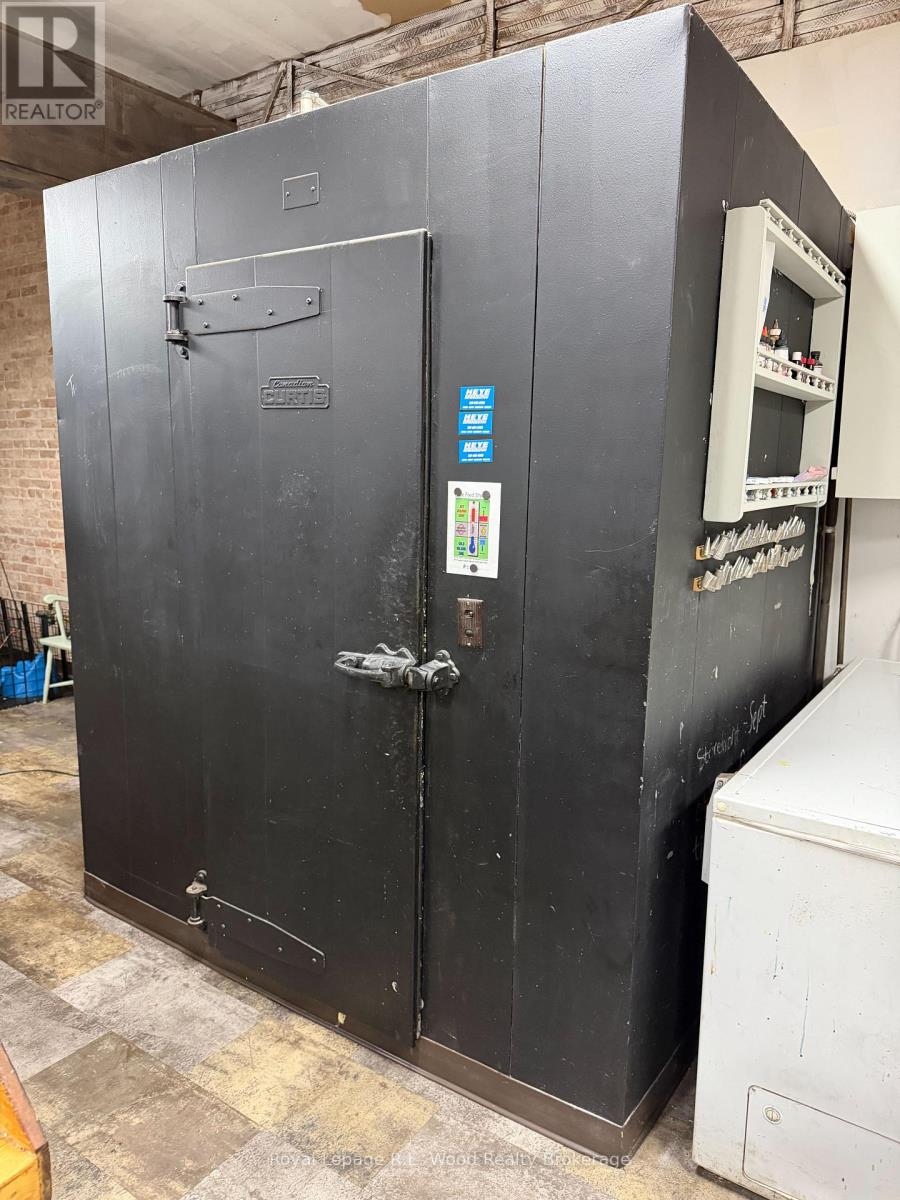 132 Broadway, Tillsonburg, Ontario  N4G 3P8 - Photo 8 - X12792690