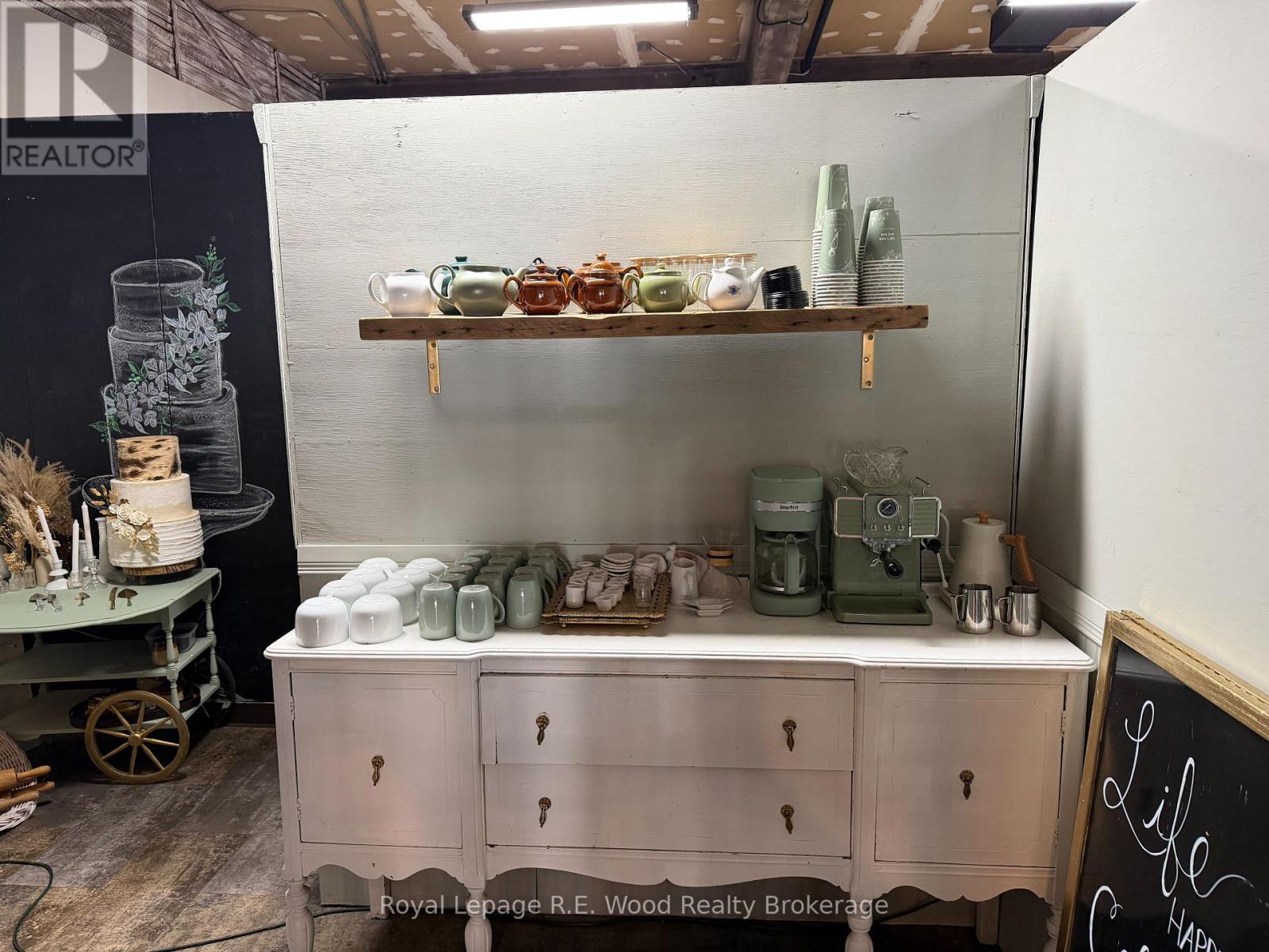 132 Broadway, Tillsonburg, Ontario  N4G 3P8 - Photo 9 - X12792690