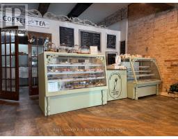 132 BROADWAY, tillsonburg, Ontario