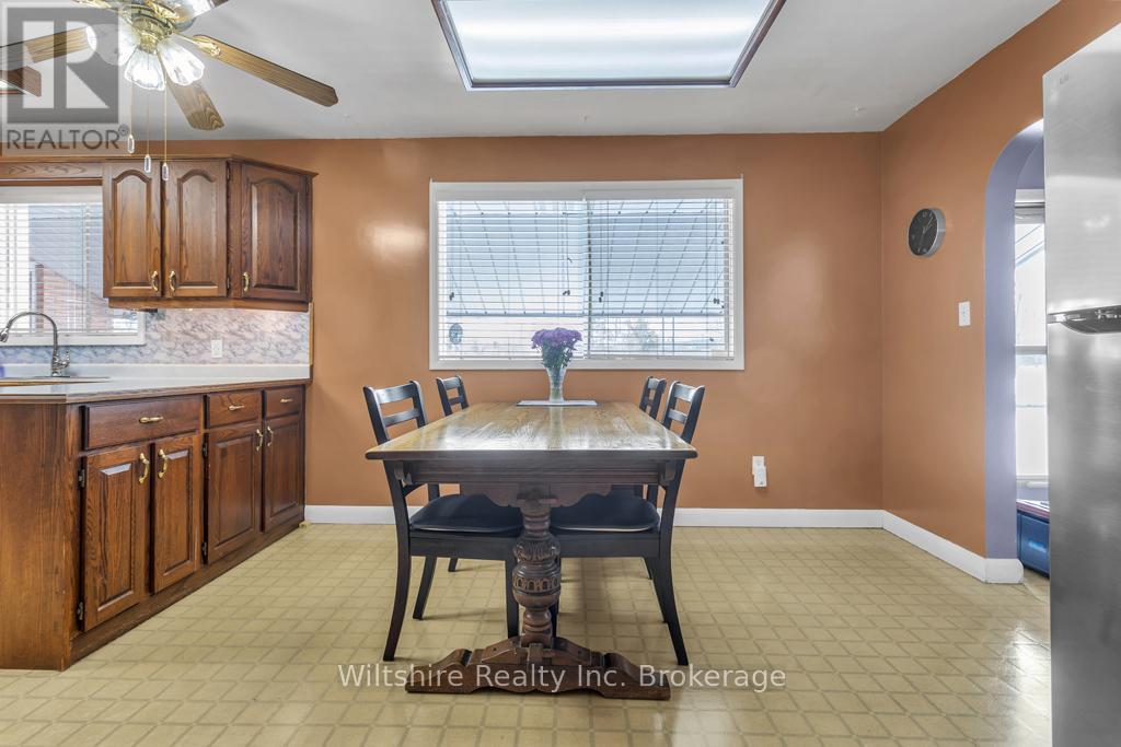 159 Lisgar Avenue, Tillsonburg, Ontario  N4G 3L5 - Photo 5 - X12792838