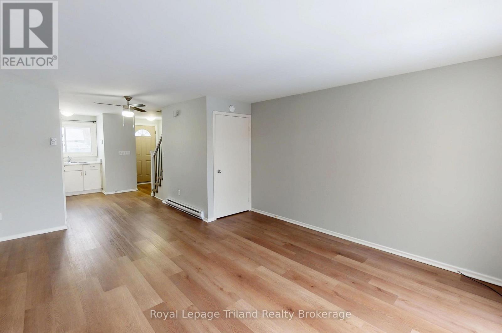 644 Brant Street, Woodstock (Woodstock - North), Ontario  N4S 5J8 - Photo 7 - X12793672