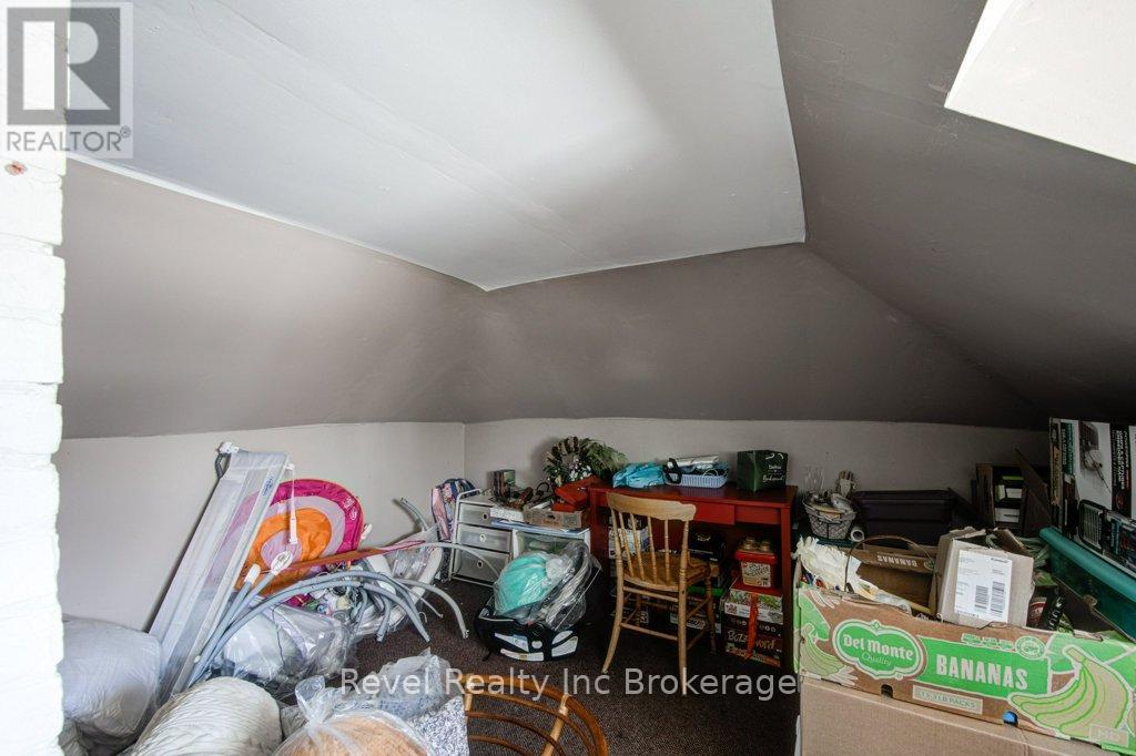 328 Clarke Street N, Woodstock (Woodstock - North), Ontario  N4S 7N1 - Photo 35 - X12793688