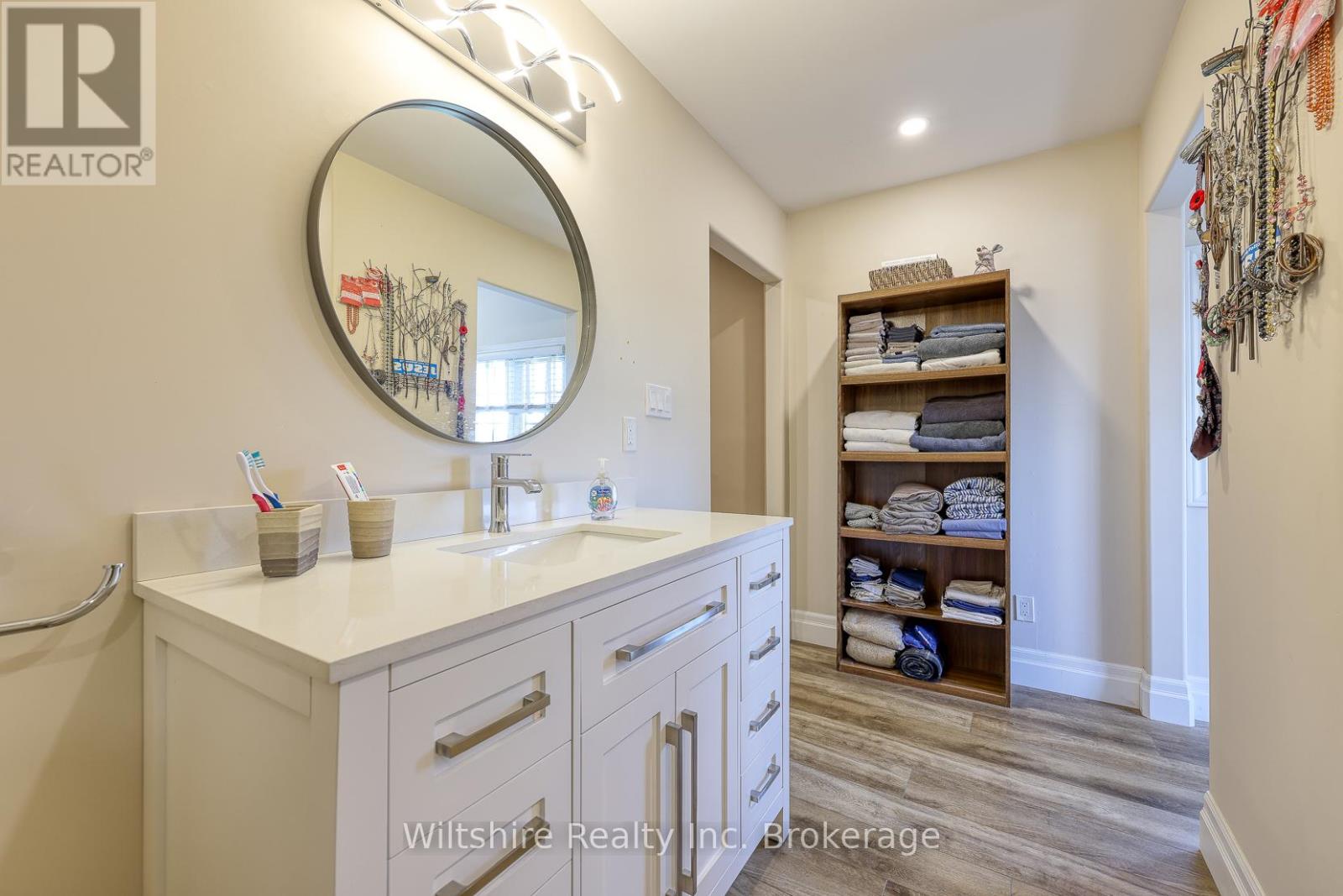 47209 Talbot Line, Malahide (Orwell), Ontario  N5P 3S7 - Photo 23 - X12794160