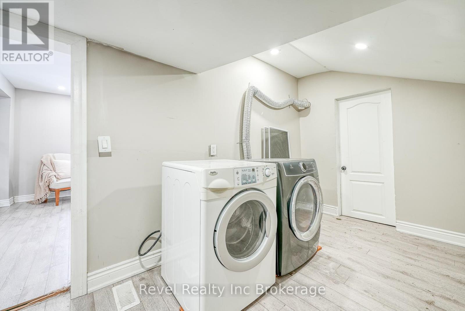 123 Charles Street E, Ingersoll (Ingersoll - South), Ontario  N5C 1J9 - Photo 23 - X12796132