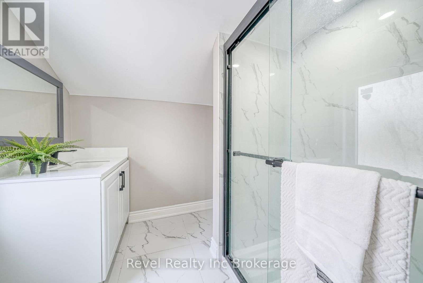 123 Charles Street E, Ingersoll (Ingersoll - South), Ontario  N5C 1J9 - Photo 26 - X12796132