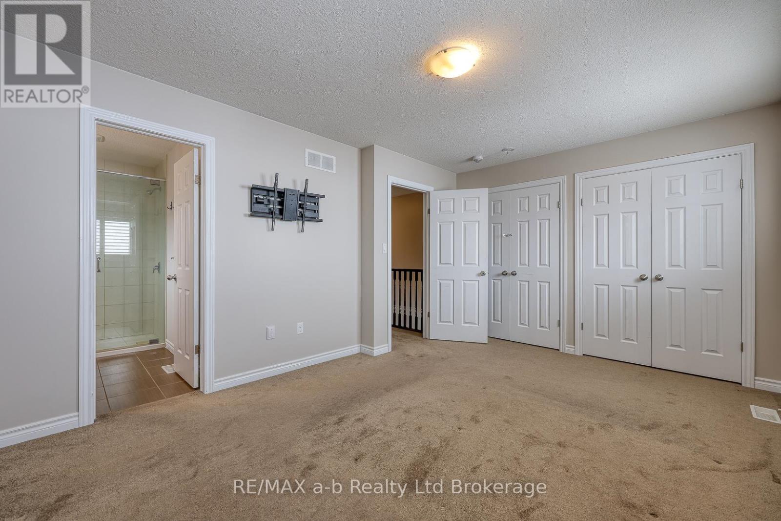 1160 Caen Avenue, Woodstock (Woodstock - North), Ontario  N4T 0G3 - Photo 15 - X12797480