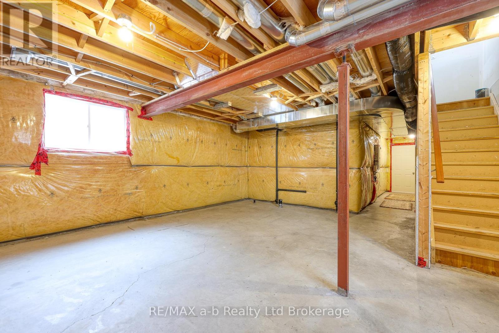 1160 Caen Avenue, Woodstock (Woodstock - North), Ontario  N4T 0G3 - Photo 24 - X12797480