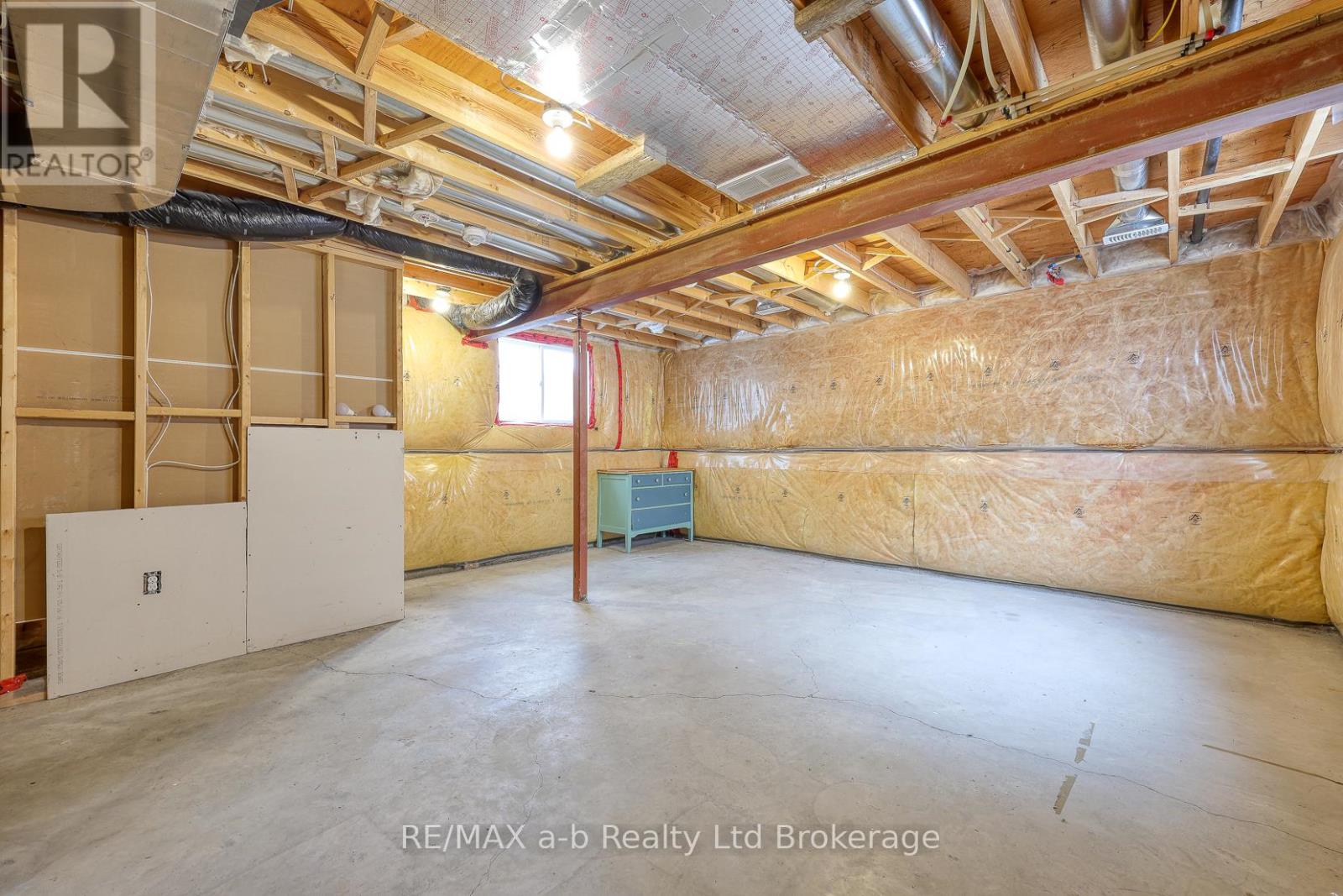 1160 Caen Avenue, Woodstock (Woodstock - North), Ontario  N4T 0G3 - Photo 25 - X12797480