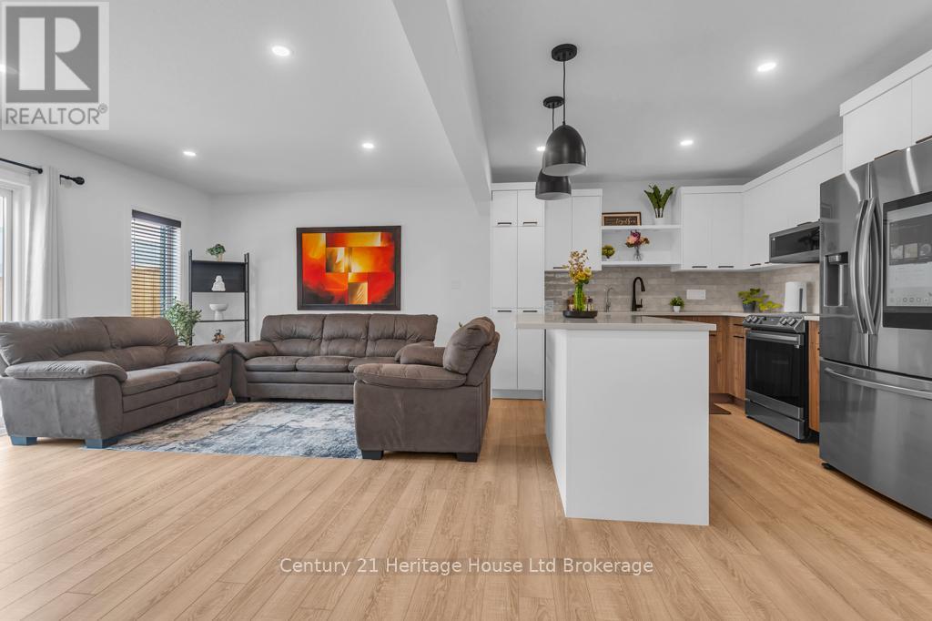 33 Martin Street, Tillsonburg, Ontario  N4G 0K3 - Photo 10 - X12797738