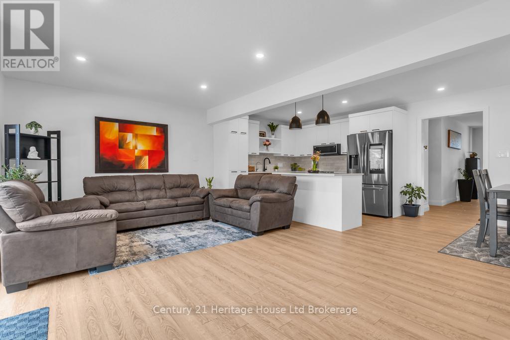 33 Martin Street, Tillsonburg, Ontario  N4G 0K3 - Photo 13 - X12797738