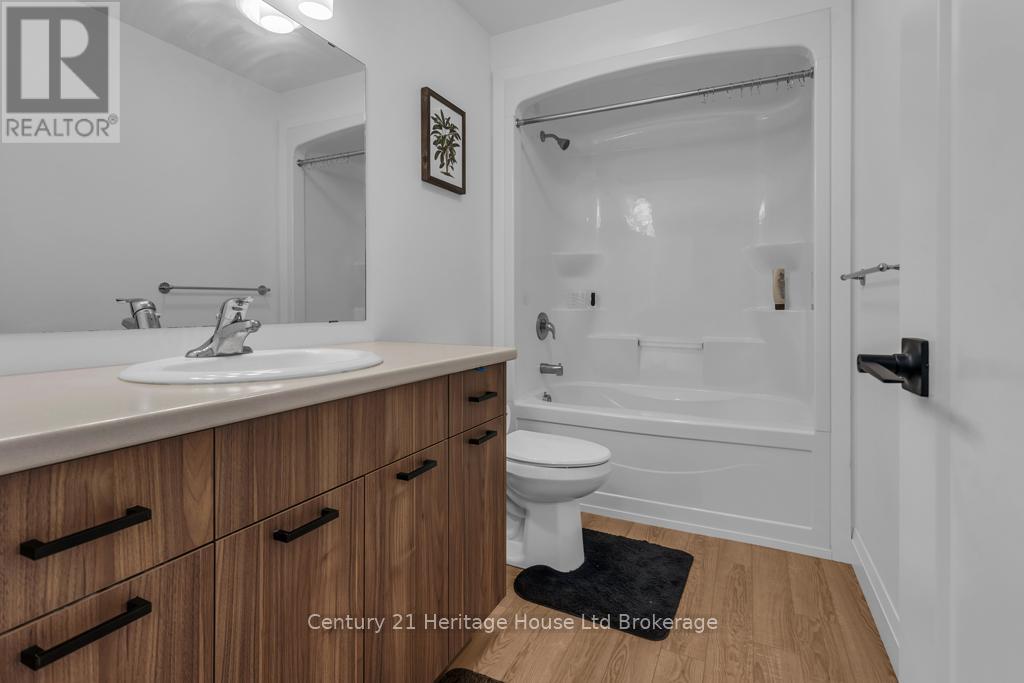 33 Martin Street, Tillsonburg, Ontario  N4G 0K3 - Photo 23 - X12797738