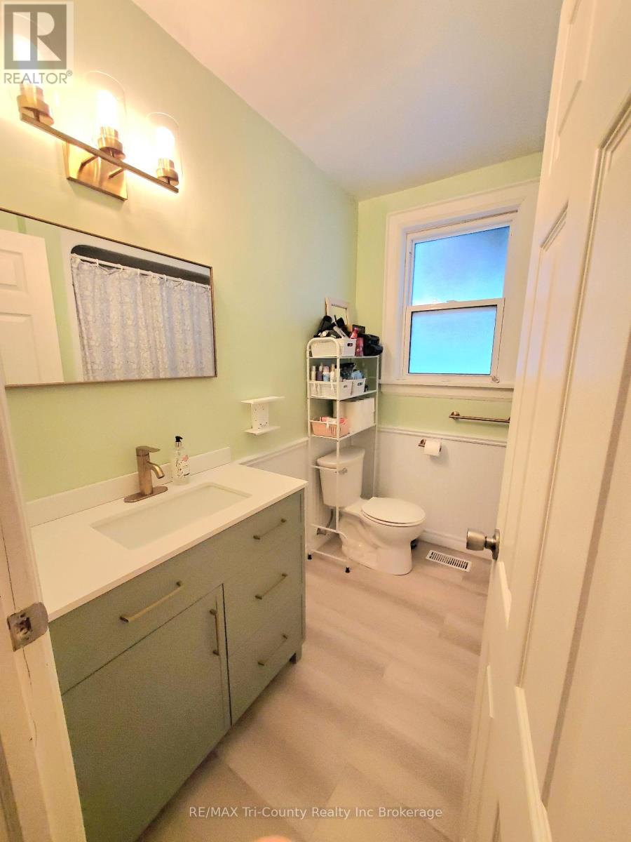 52 North Street W, Tillsonburg, Ontario  N4G 1C1 - Photo 14 - X12800106