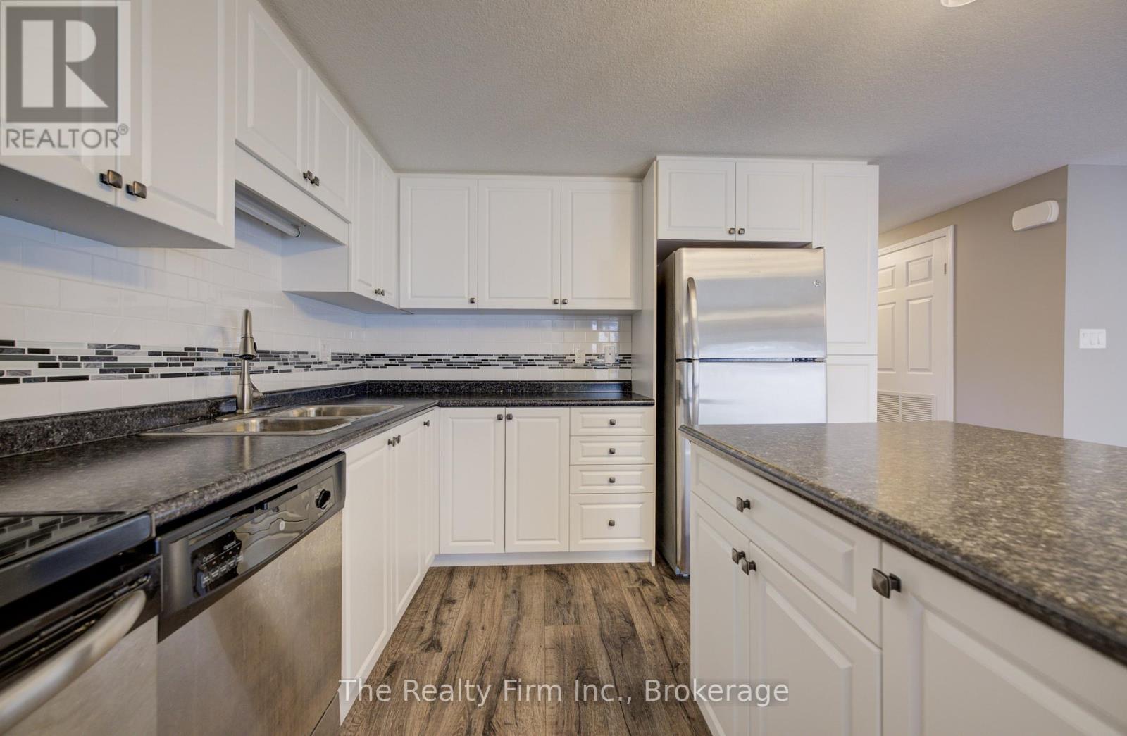 H - 236 Rachel Crescent, Kitchener, Ontario  N2R 0E1 - Photo 18 - X12800764