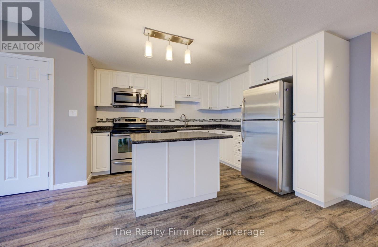 H - 236 Rachel Crescent, Kitchener, Ontario  N2R 0E1 - Photo 24 - X12800764