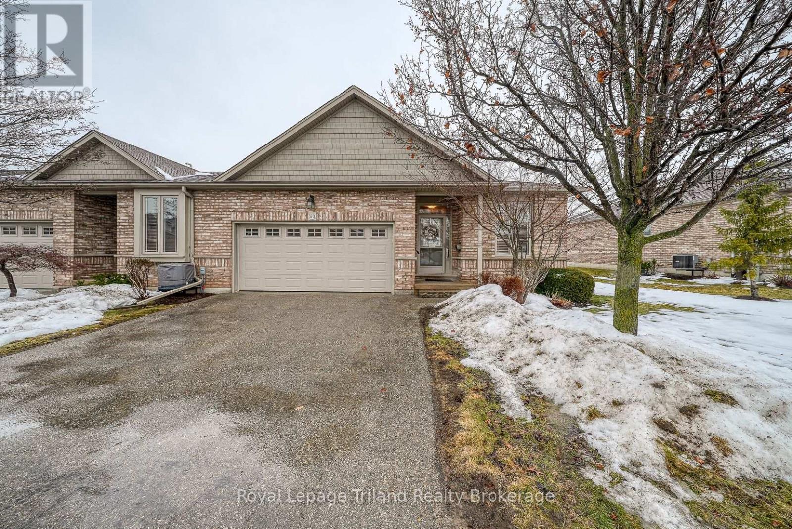 54 - 570 Spitfire Street, Woodstock (Woodstock - North), Ontario  N4T 0C2 - Photo 2 - X12803474