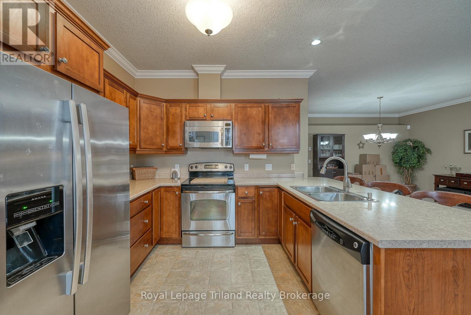 54 - 570 Spitfire Street, Woodstock (Woodstock - North), Ontario  N4T 0C2 - Photo 25 - X12803474