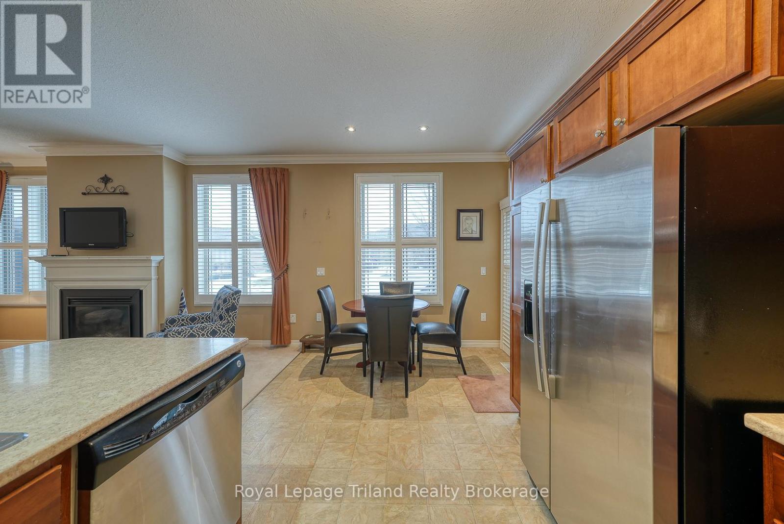 54 - 570 Spitfire Street, Woodstock (Woodstock - North), Ontario  N4T 0C2 - Photo 28 - X12803474