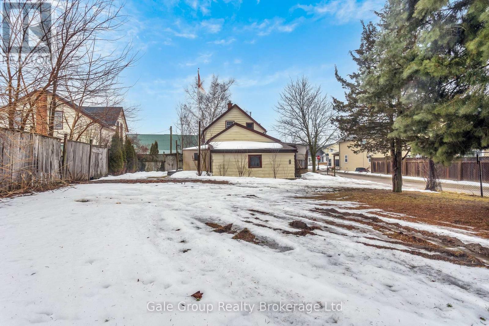 42 Sanders Street, Tillsonburg, Ontario  N4G 1H6 - Photo 8 - X12804664