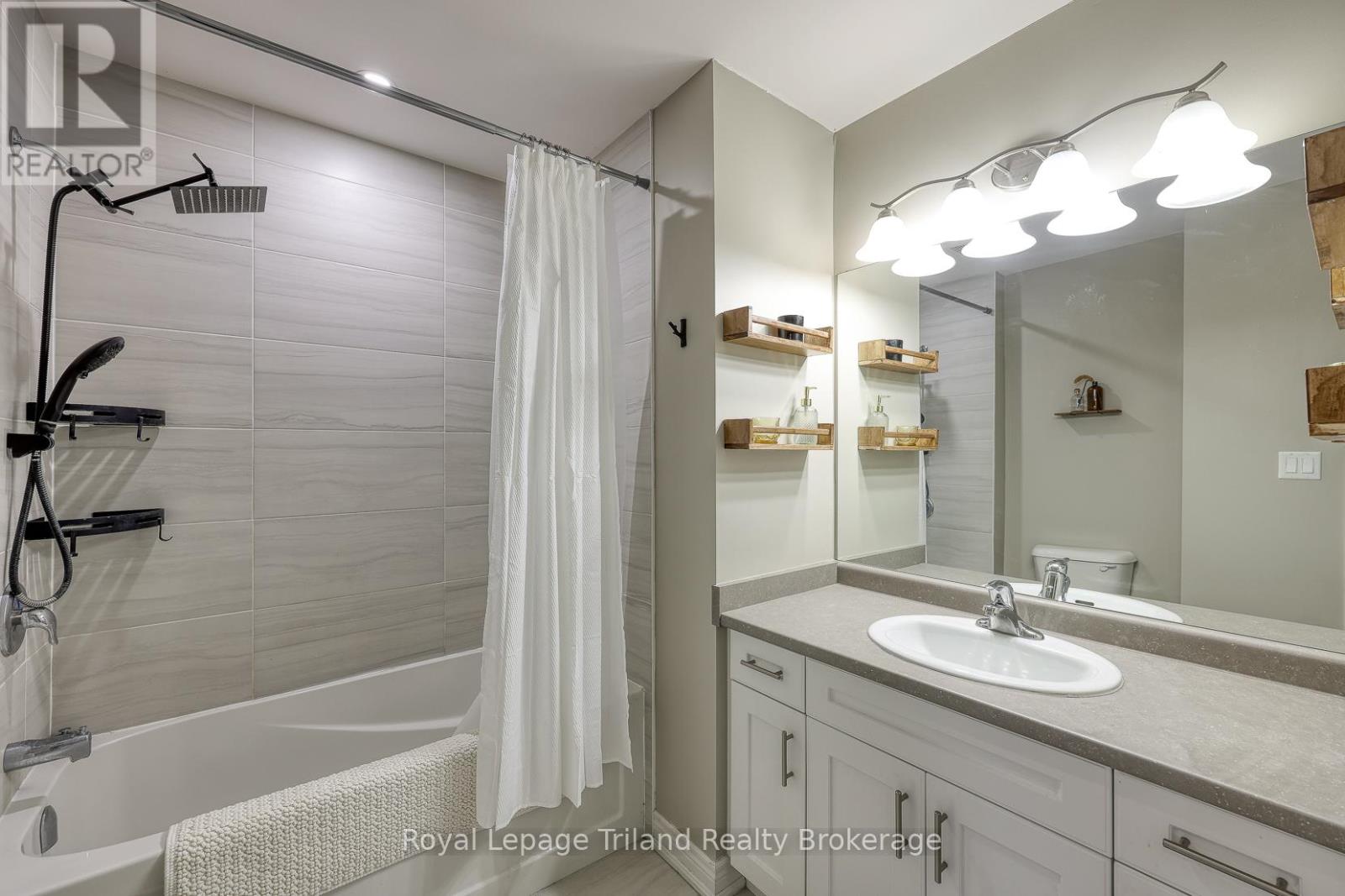 68 North Main Street, Norfolk (Simcoe), Ontario  N3Y 2M3 - Photo 16 - X12805758