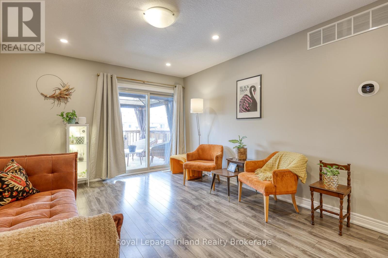 68 North Main Street, Norfolk (Simcoe), Ontario  N3Y 2M3 - Photo 9 - X12805758