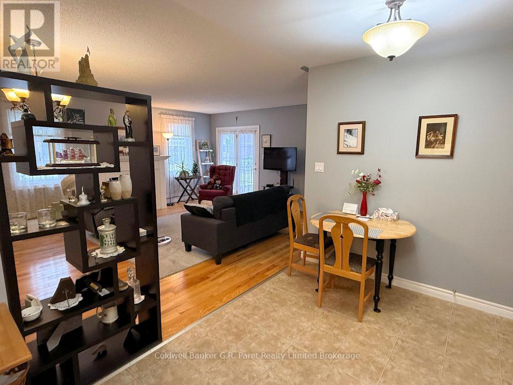 224 Baldwin Street, Tillsonburg, Ontario  N4G 5W3 - Photo 9 - X12807804