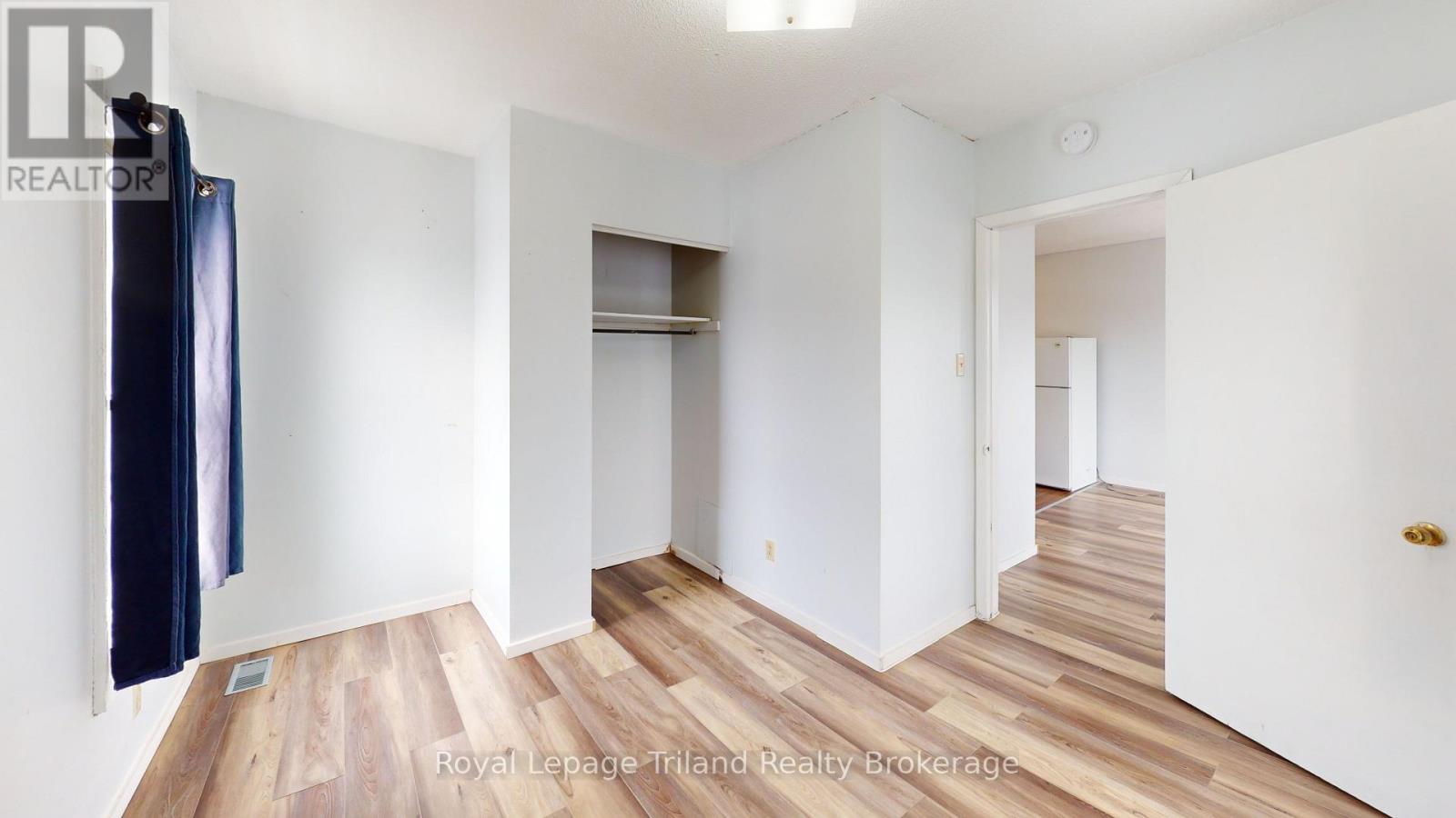 4 - 747 Dundas Street, Woodstock (Woodstock - North), Ontario  N4S 1E8 - Photo 6 - X12808538