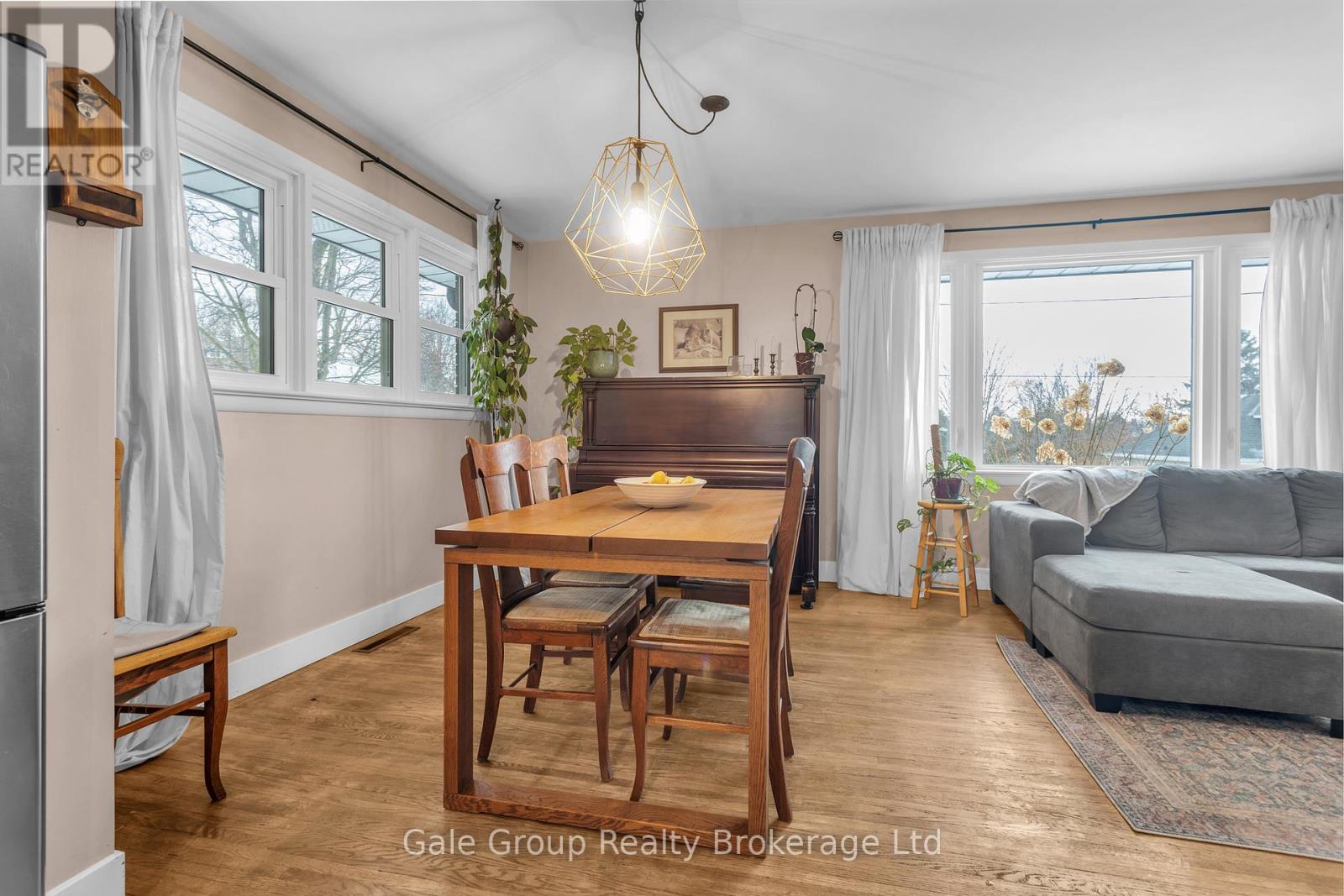 316 Bruce Street, Woodstock (Woodstock - South), Ontario  N4S 2G4 - Photo 9 - X12810730