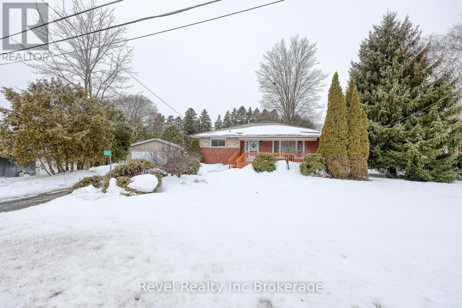 83 Frederick Street, Woodstock (Woodstock - North), Ontario  N4S 7W1 - Photo 2 - X12811266