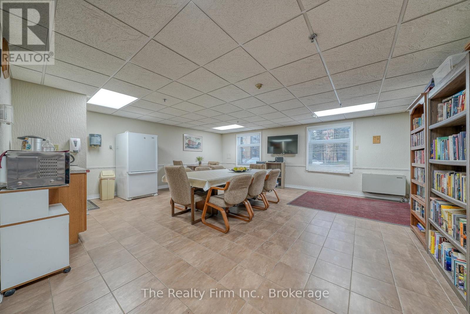 304 - 9 Bonheur Court, Brantford, Ontario  N3P 1Z5 - Photo 19 - X12812456