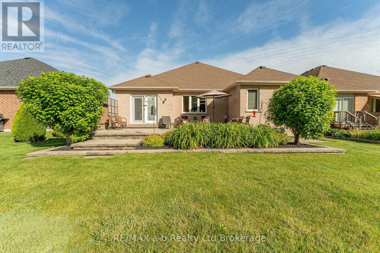 90 Weston Drive, Tillsonburg, Ontario  N4G 5W9 - Photo 40 - X12813354