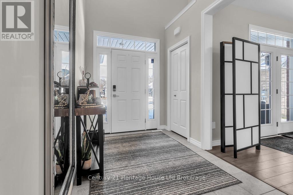 29 Brookside Lane, Tillsonburg, Ontario  N4G 0A1 - Photo 4 - X12813934