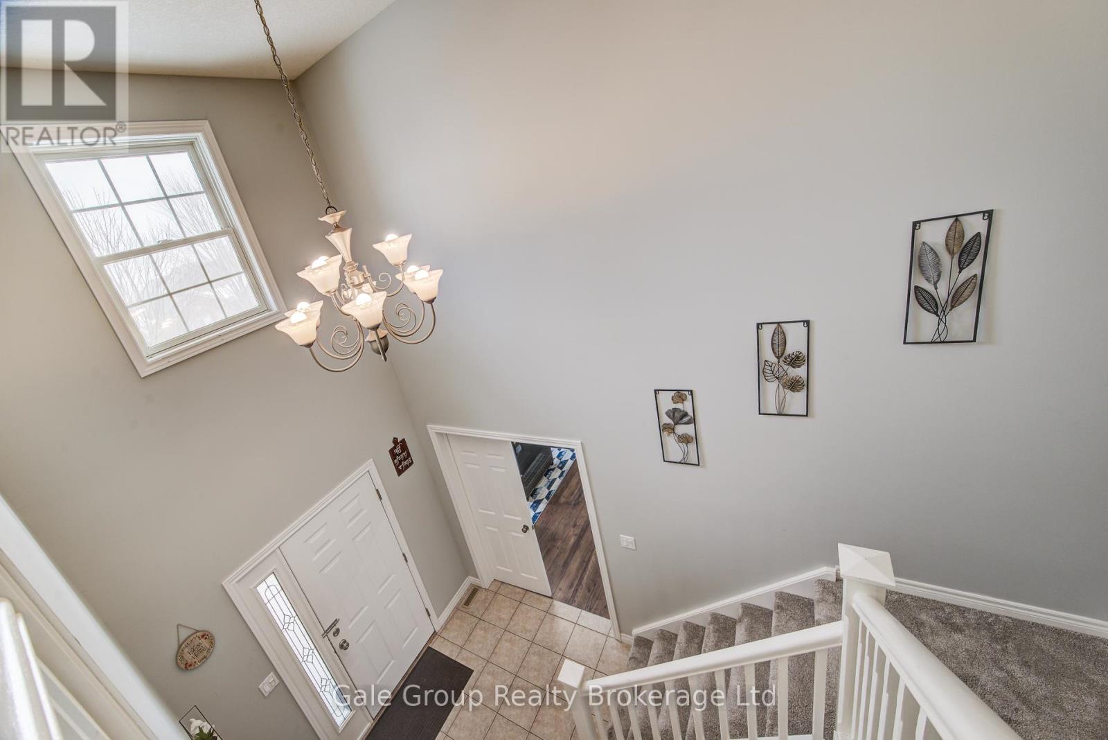 127 Falcon Drive, Woodstock (Woodstock - North), Ontario  N4T 1V5 - Photo 14 - X12814164