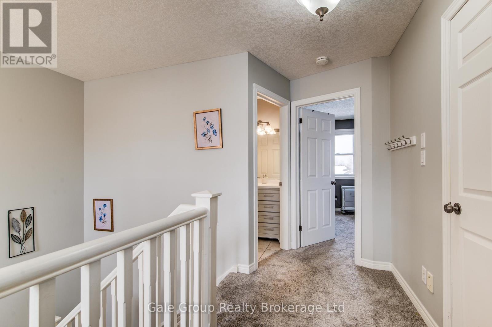 127 Falcon Drive, Woodstock (Woodstock - North), Ontario  N4T 1V5 - Photo 18 - X12814164