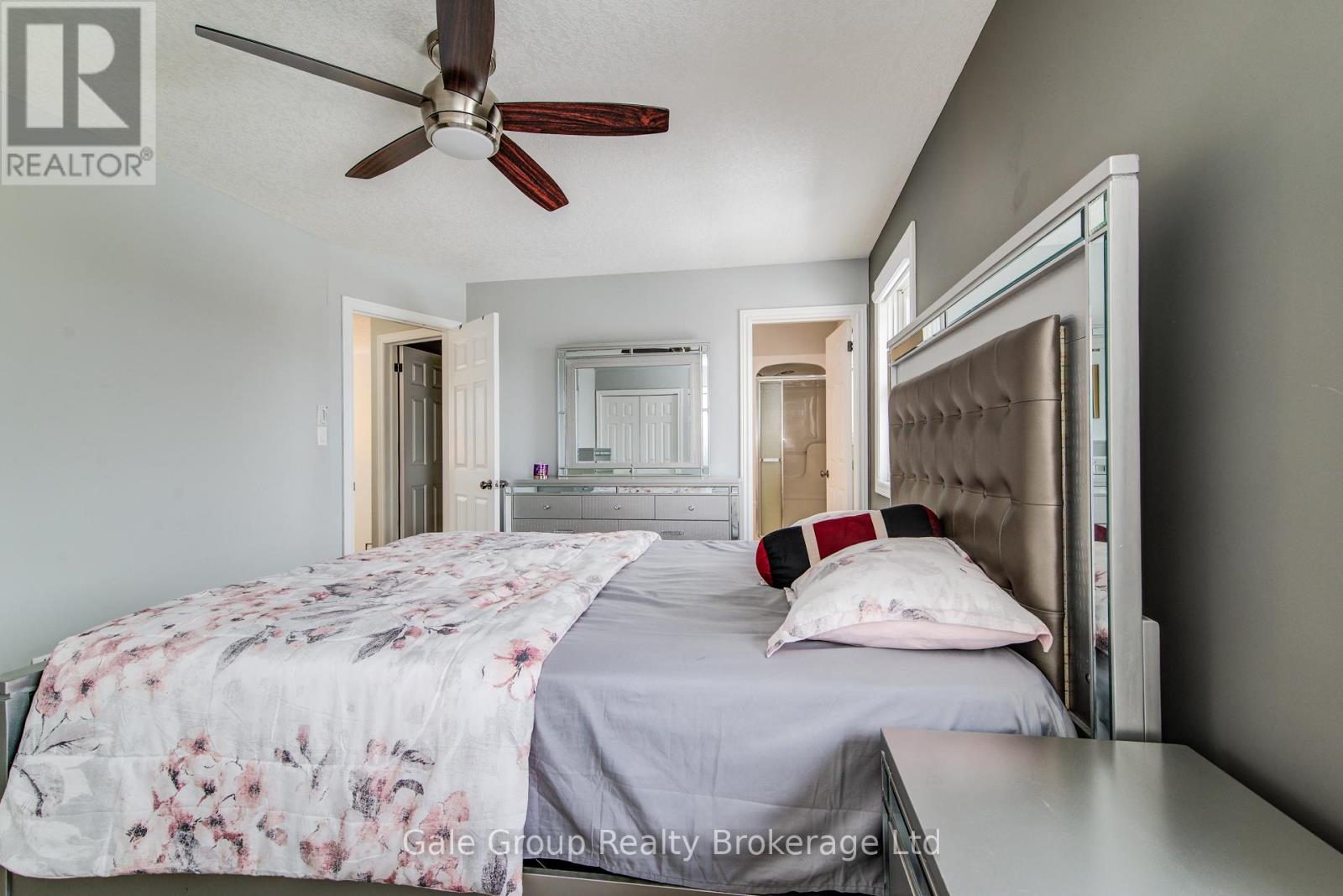 127 Falcon Drive, Woodstock (Woodstock - North), Ontario  N4T 1V5 - Photo 21 - X12814164