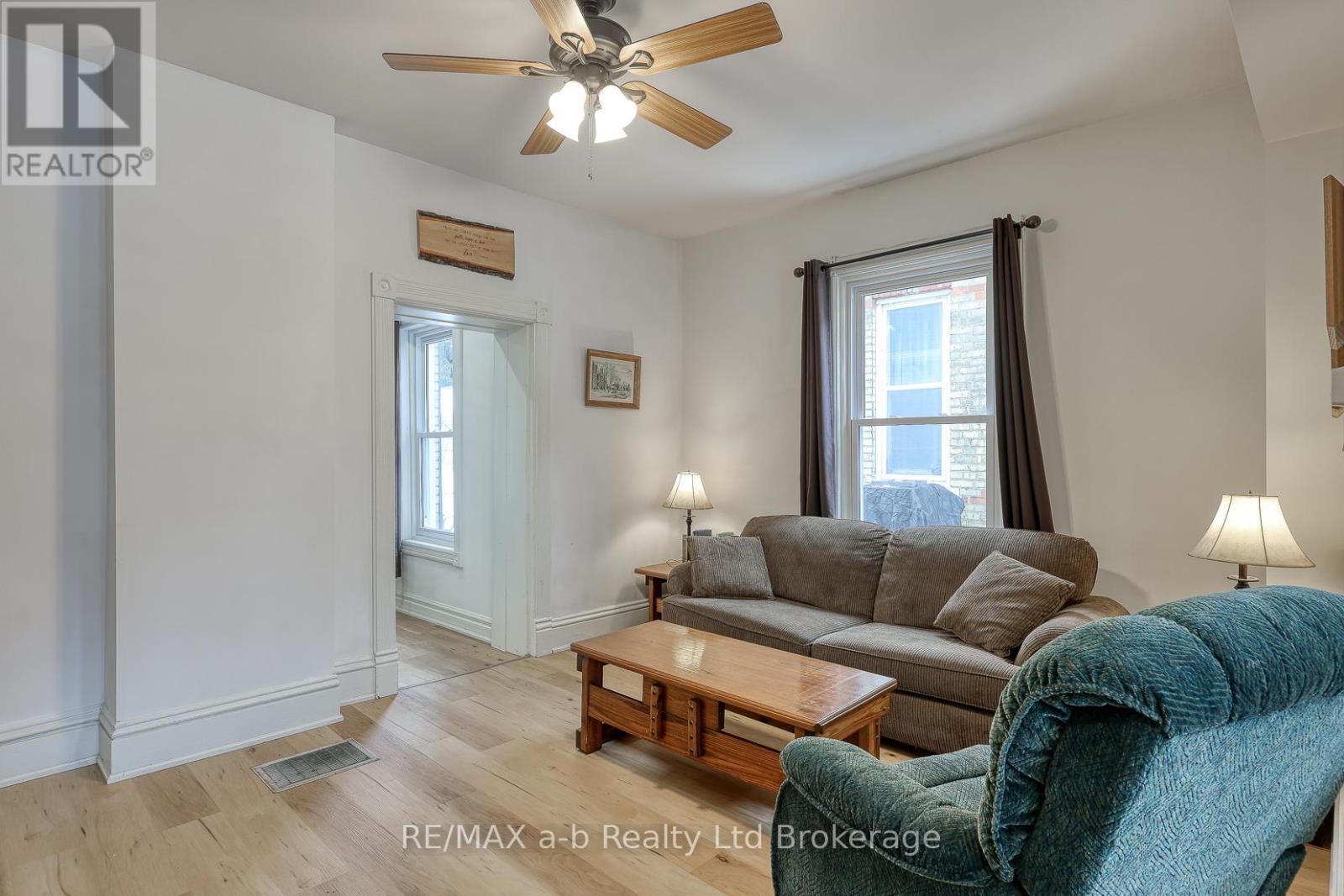 550 Mary Street, Woodstock (Woodstock - North), Ontario  N4S 4S9 - Photo 12 - X12817906