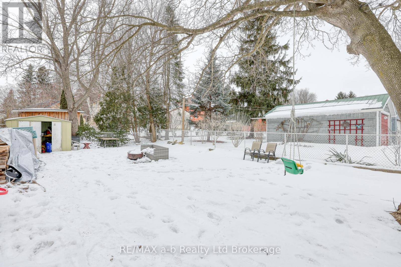 550 Mary Street, Woodstock (Woodstock - North), Ontario  N4S 4S9 - Photo 28 - X12817906