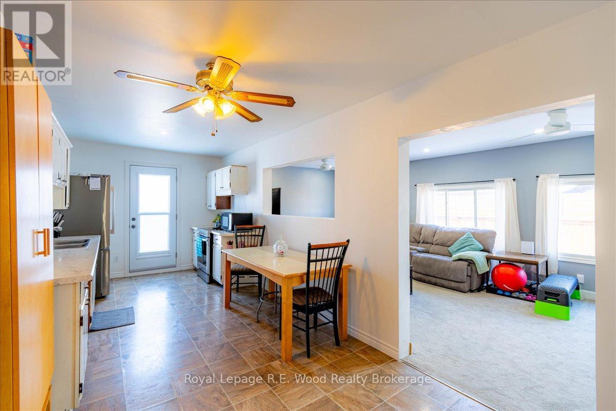 44 Stover Street N, Norwich (Norwich Town), Ontario  N0J 1P0 - Photo 5 - X12818274