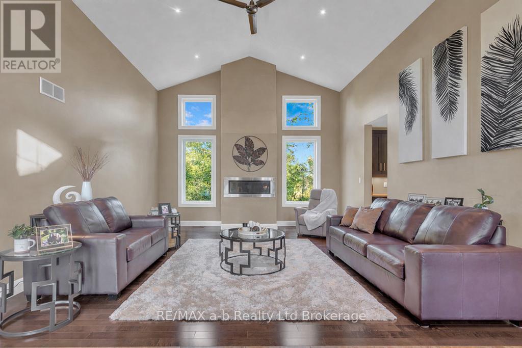 9442 Richmond Road, Bayham (Richmond), Ontario  N5H 2R1 - Photo 13 - X12818688